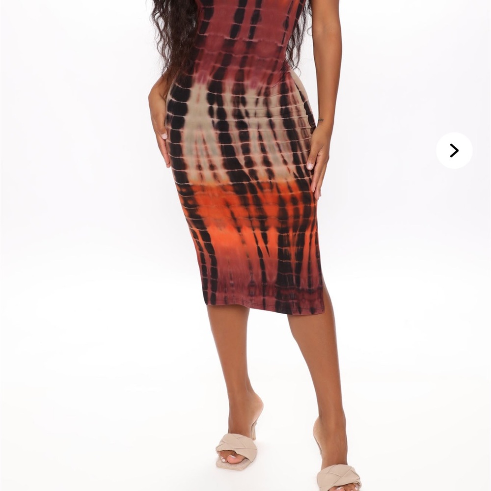 Tie-Dye Midi Dress